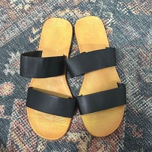 Black and Tan Women's Sandals